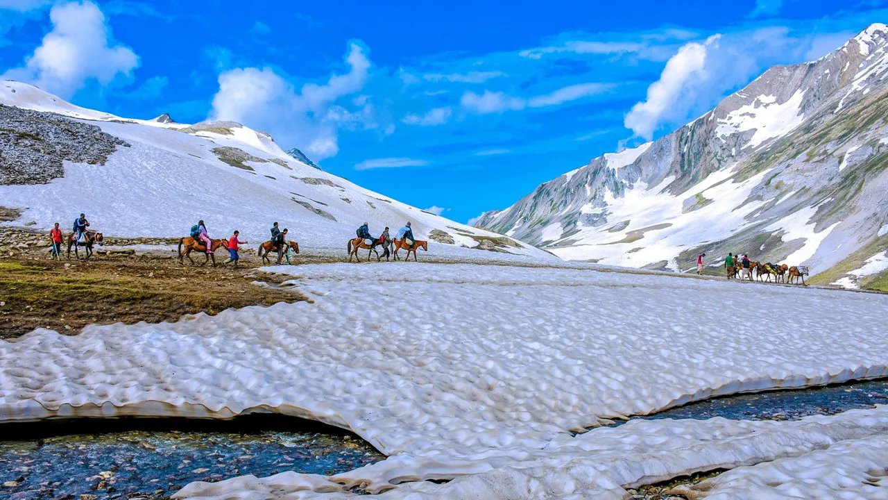 Vetesta Holidays Kashmir